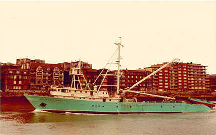 First tuna vessel
